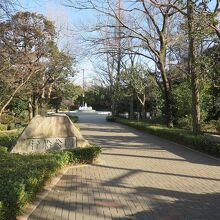 さて園内へ