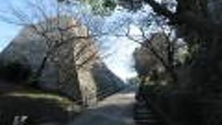 ウォーキングなどを通じて健康造りをするのには丁度よりサイズの公園になっていました。