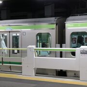 一部は横浜を経由して大船まで向かう列車も