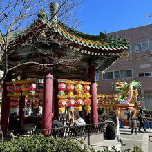 山下町公園のランタンオブジェ