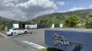 自らの不自由な境遇から絞り出される表現は、何か迫るものがありました