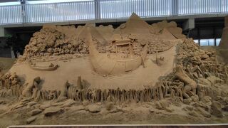 砂でできた彫刻