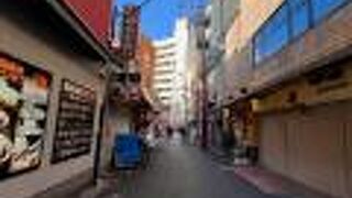 たった60m位の通り！