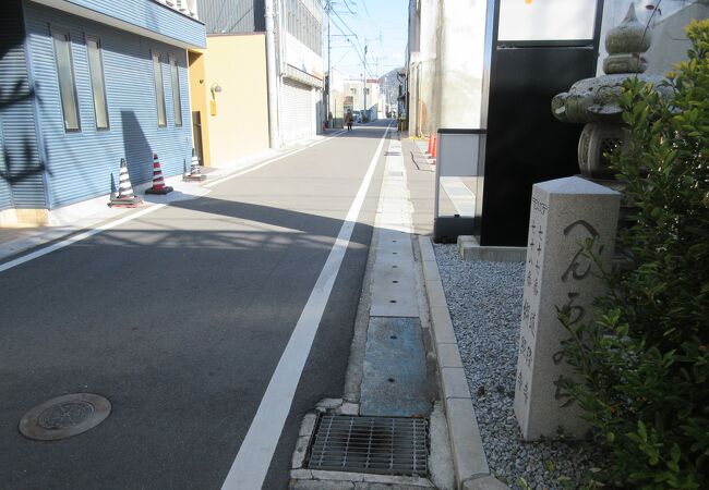 ちょうど道の脇に「遍路道」とかかれた石碑があり、それが目印になっていました。