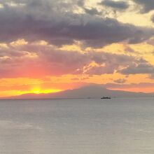 伊豆半島に沈む　夕日