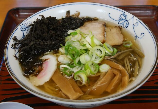 しょっつるのラーメンを食べました