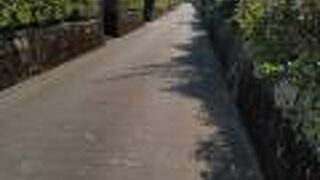 美しい武家屋敷の通り