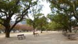 佐世保川沿いの公園