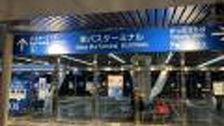 「オアシス21」のバスターミナル