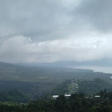 今回は小雨模様な天候で眺望はもうひとつ