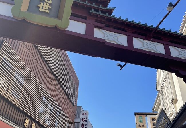 川崎大師の参道に