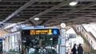 鉄道のない市へ