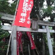 四谷怪談のお岩さんゆかりの神社