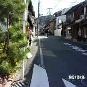 清水焼のお店が並んでいるのです。