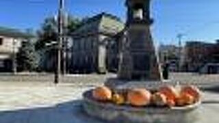 メルヘン交差点の広場