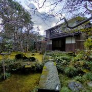 中級武士の武家屋敷寺島蔵人邸は兼八本店の裏通りにありました