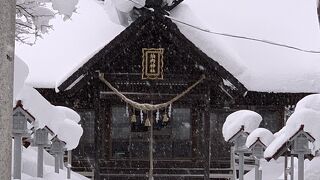 納内神社