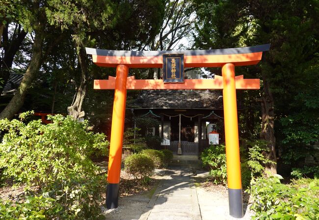 姫路城のすぐ近くにある小さな神社です