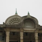 築地の本願寺を模して造られた上海の【西本願寺上海別院】にも取り入れられているモチーフです。