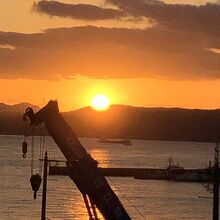 呉港の夕日　てつのくじら館にて