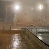 とても成分の濃いお湯です