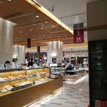 沢山のお店があります