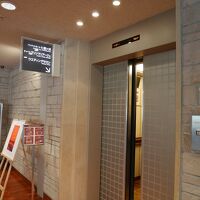 斜行エレベーター