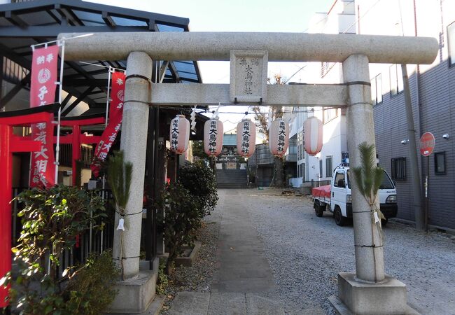 お供えもあって、大切に祀られている神社