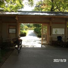 入り口の一つです。