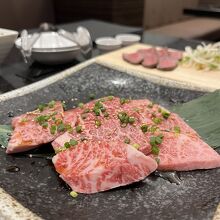 焼肉 もとぶ牧場 国際通り店