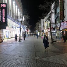 大きなパチンコ屋、かつては「横濱カレーミュージアム」でした