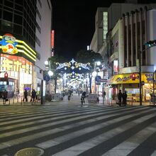 「ドン・キホーテ」、馬車道には立地できないお店です