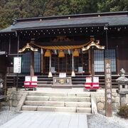 山寺の総鎮守となる神社