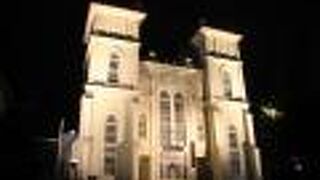 フランスゴシック風の双塔