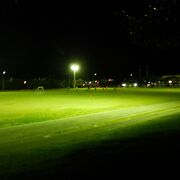 広いサッカー場もあった石垣市内中心部の公園でした。