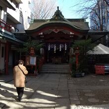 三崎稲荷神社