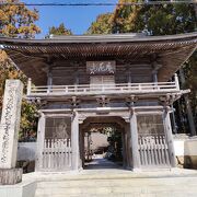 高知県内でも伽藍が整っている寺院の一つ