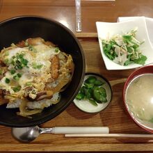 稚内丼Ａ