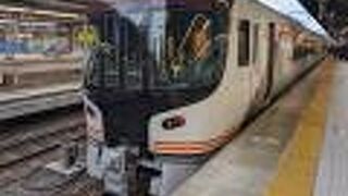 ハイブリッド車両