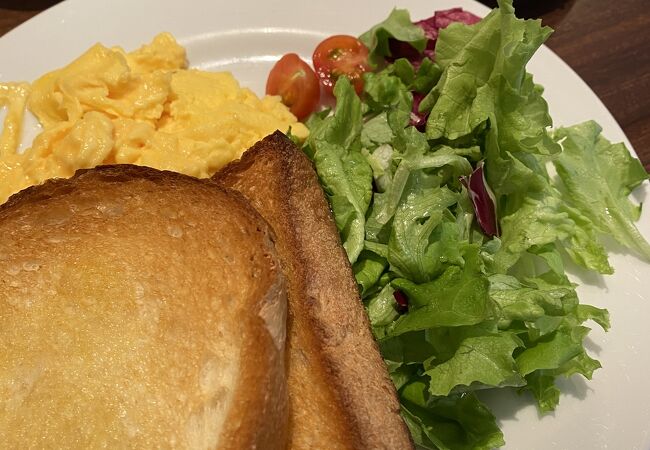 ホッと一息　烏丸御池　進々堂　カレーパン美味