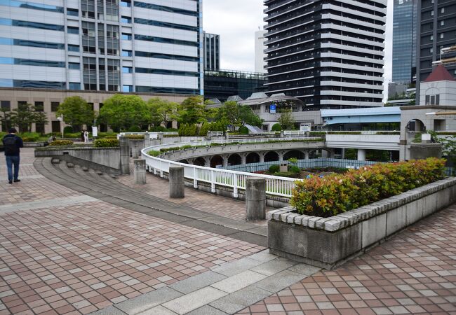 竹芝客船ターミナルにある広場