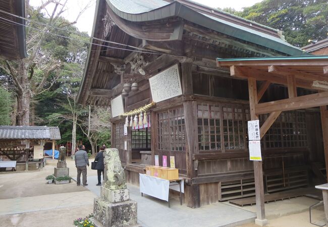 縁結びの神様として有名な神社です。