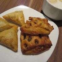 朝食内容は簡単過ぎなのが惜しい。