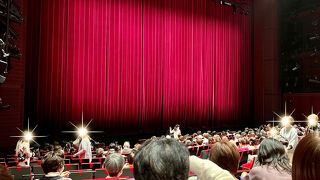 １階１４列で観劇