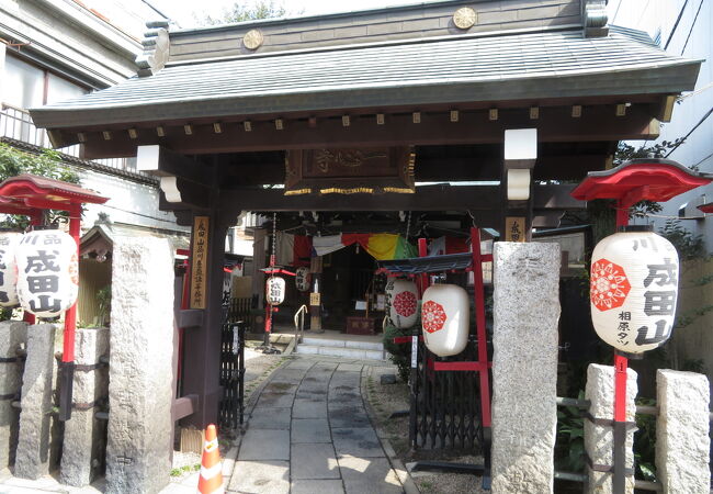 旧東海道品川宿内にある真言宗のお寺