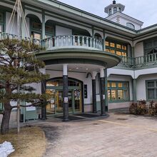 高山市図書館 煥章館 / 高山市近代文学館