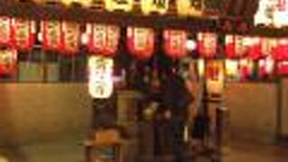 ビルの中にある地蔵尊