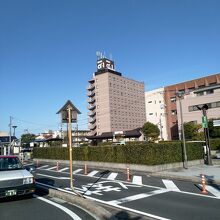 駅から目立ってみえます見えます。