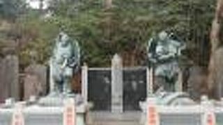 ケーブルカーで行けば登るのはちょっとだけ