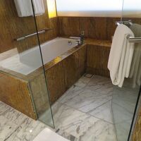 浴室の床が滑りやすいのはちょっと怖いかな。